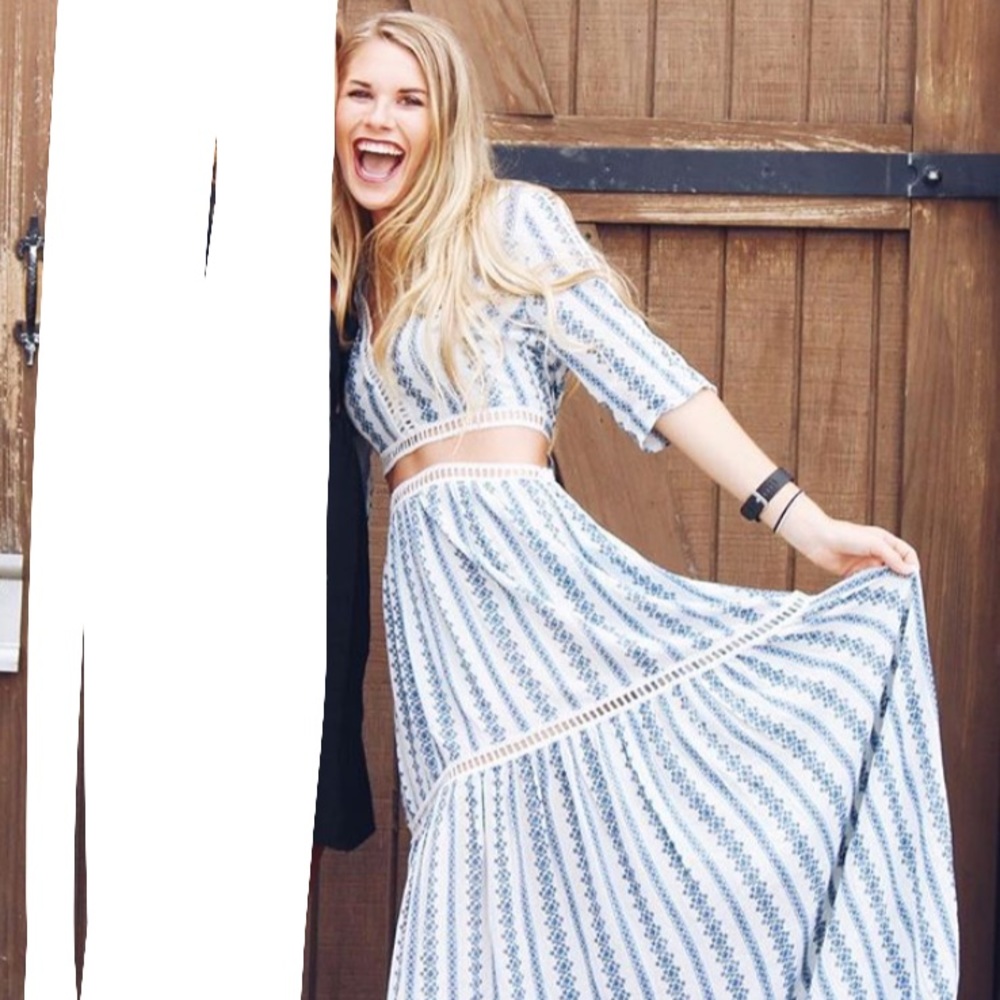 Two piece American Threads skirt set